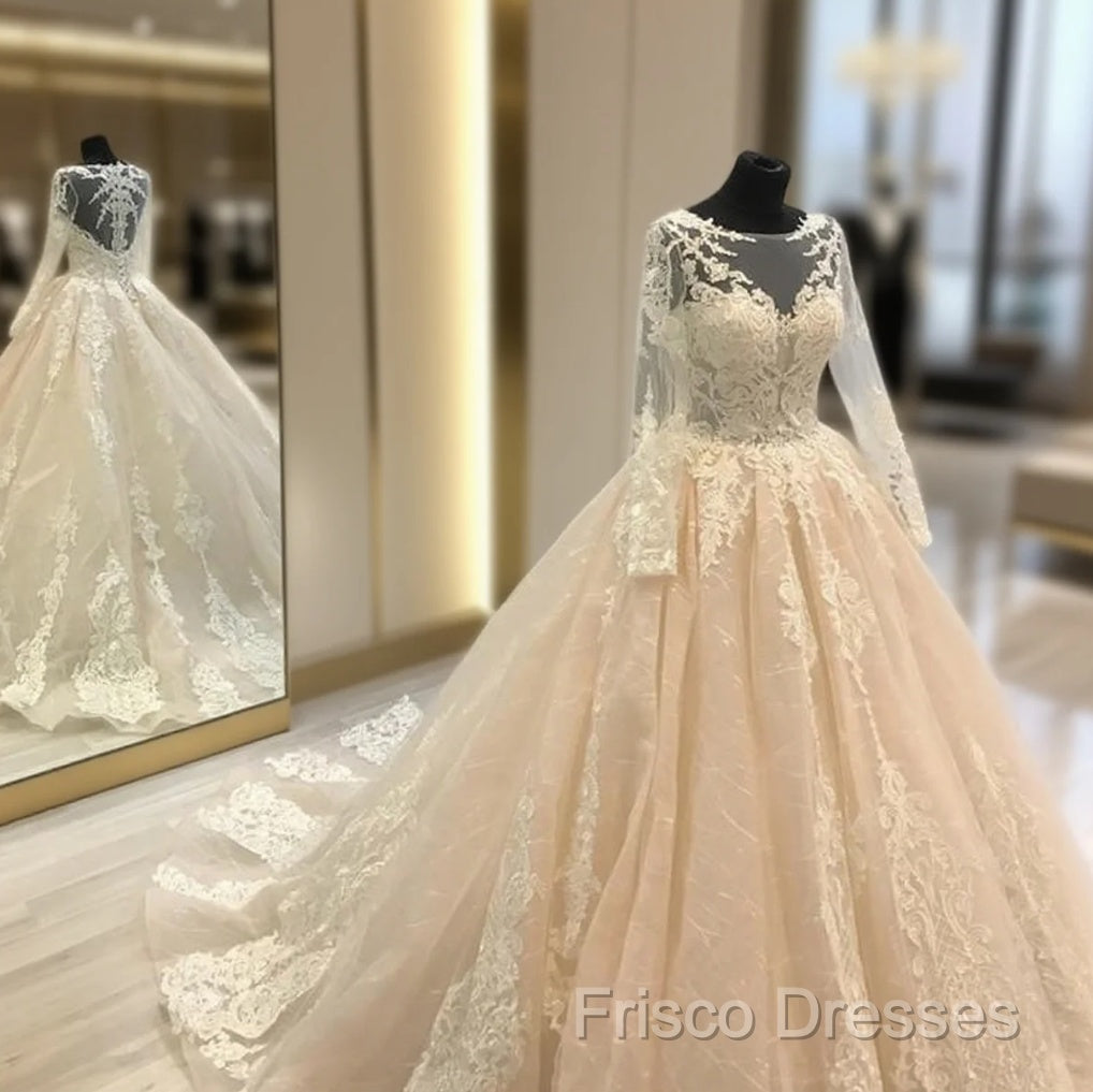 Vintage Scoop Neckline Long Sleeves Champagne Wedding Ball Gown Dress Lace Appliques Main image