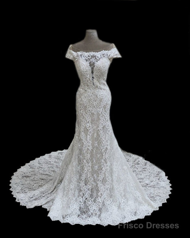 Vintage Sheer Neck Mermaid Lace Wedding Dresses Main image