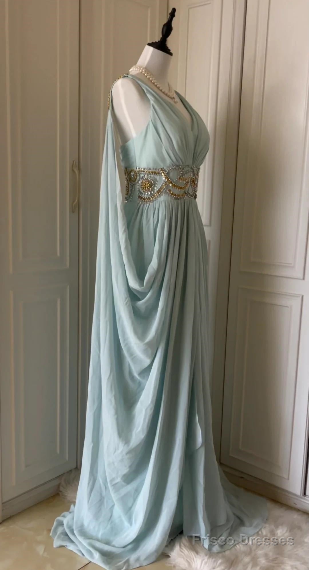 tiffany blue and silver bridesmaid dresses Tiffany Blue Winter Wedding