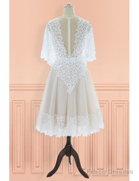 Vintage V-Neck Lace Knee Length Wedding Dress With Sleeves