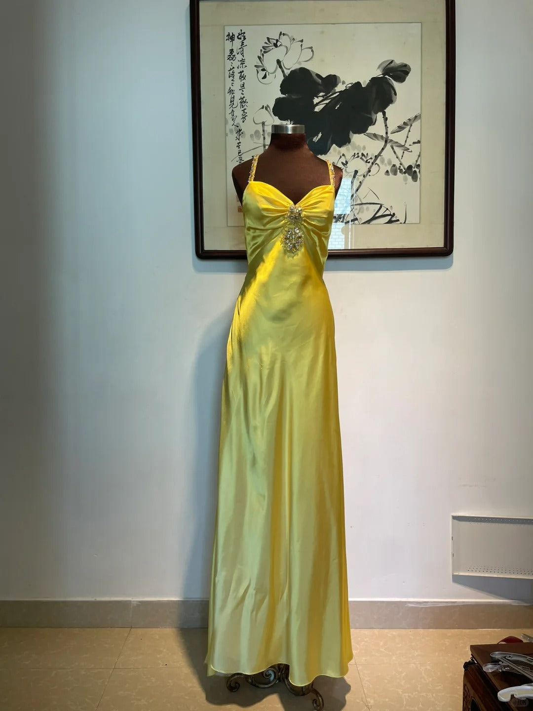 Vintage Yellow Fitted Halter Neck Satin Long Prom Dress Evening Dress Bridesmaid Dress Main image