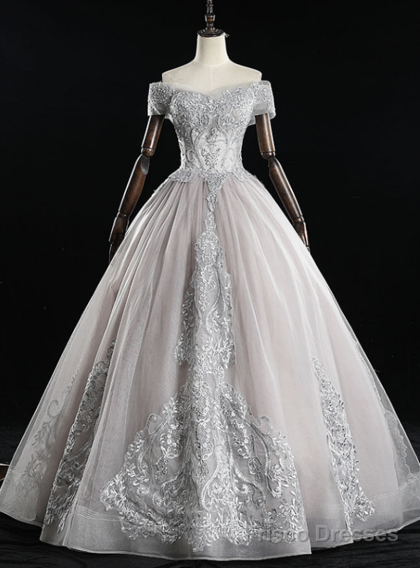 We Provide Gray Tulle Appliques Off the Shoulder Quinceanera Dress Main image
