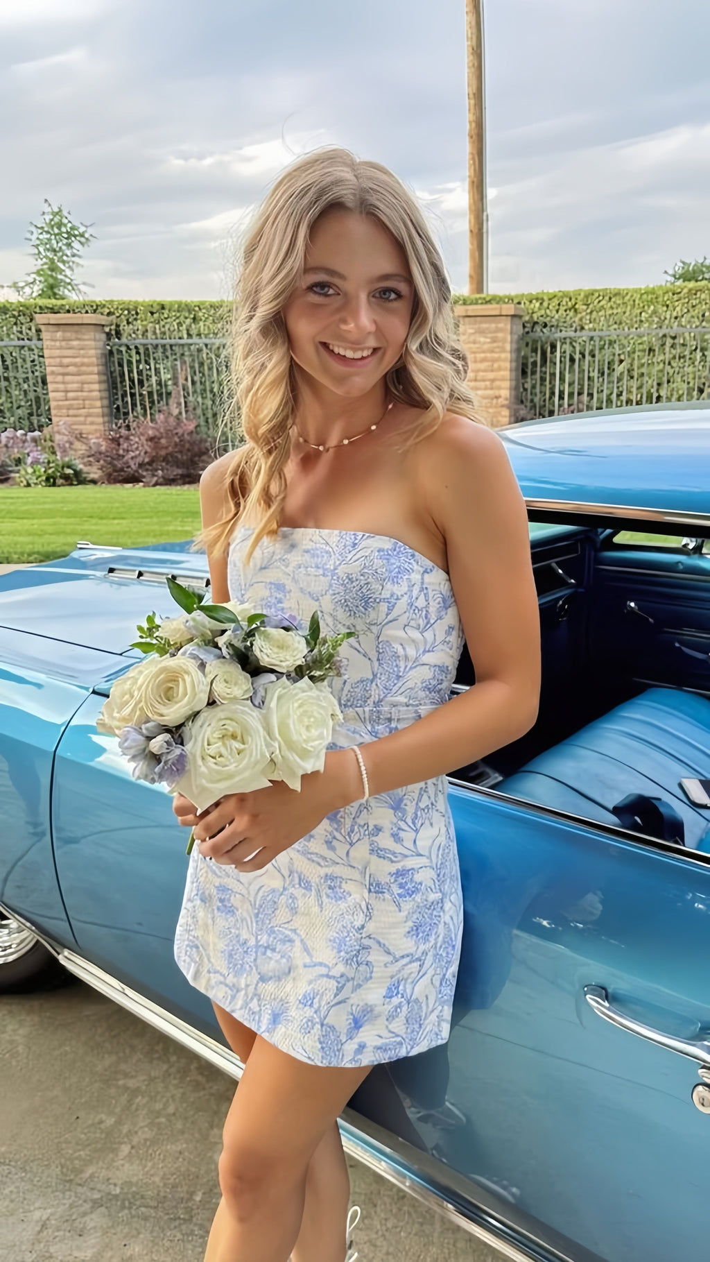 White Blue Floral Homecoming Dresses Strapless Short Prom Dresses,