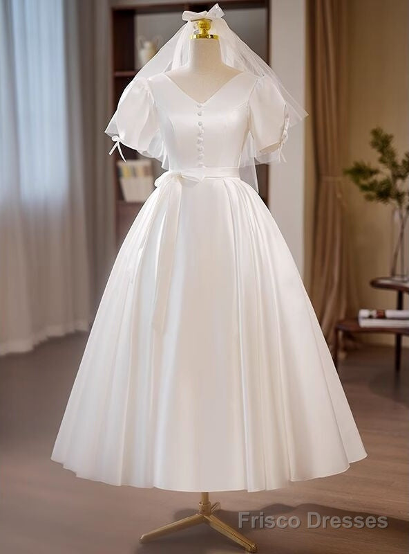 White Satin V-neck Puff Sleeve Button Wedding Dress Main image