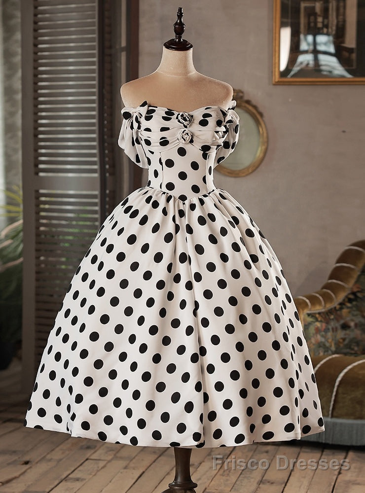 White Satin Wave Point Off the Shoulder Wedding Dress Main image