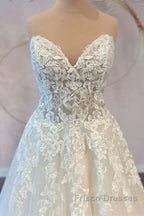White Sweetheart A-Line Wedding Dress Tulle Lace Bridal Dress With Sweep Train Off Shoulder Elegant