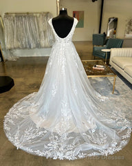 White Tulle Lace Plunge V Backless Long Bridal Gown Sexy