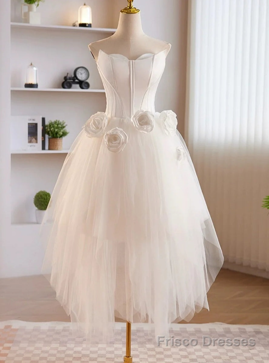 White Tulle Strapless Flower Wedding Dress Main image