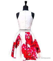 Whte  V-Neck Short Homecoming Dresses