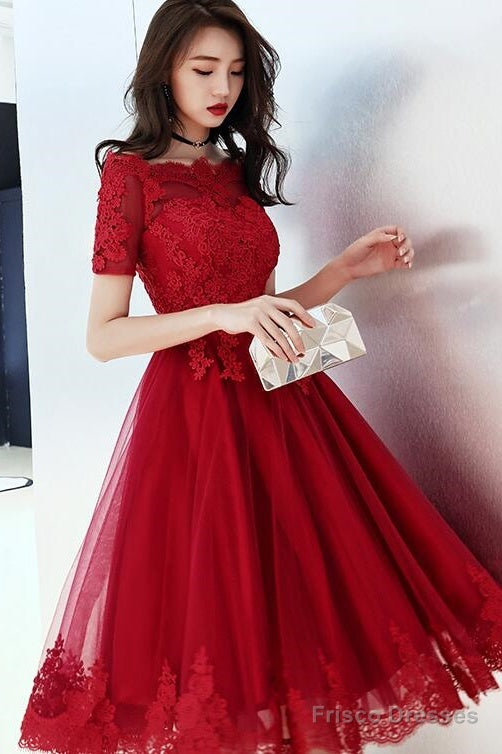 Wine Red Tulle Short Homecoming Dress With Lace Applique